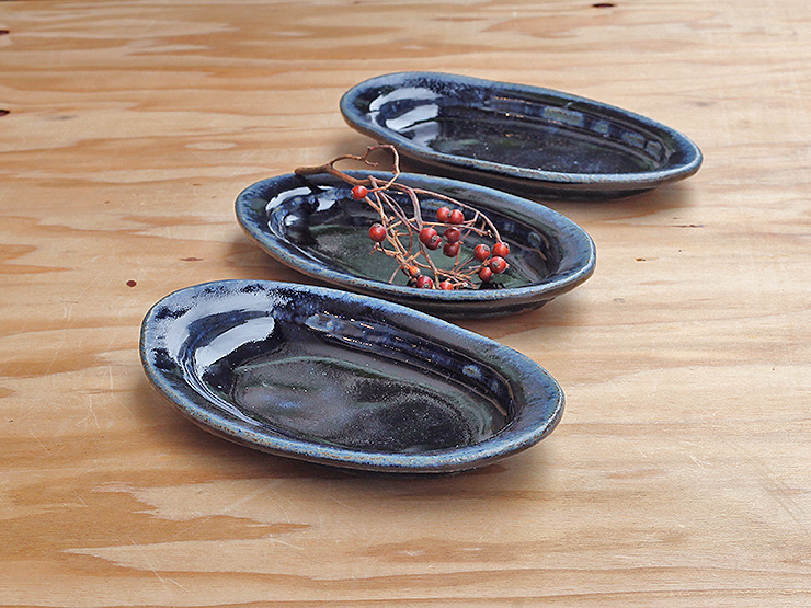 山本一仁個展・NO24・藍釉楕円皿